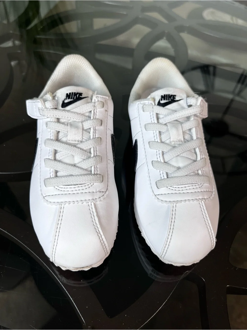 Nike Cortez EasyOn 'White Black Kids Sz 10C